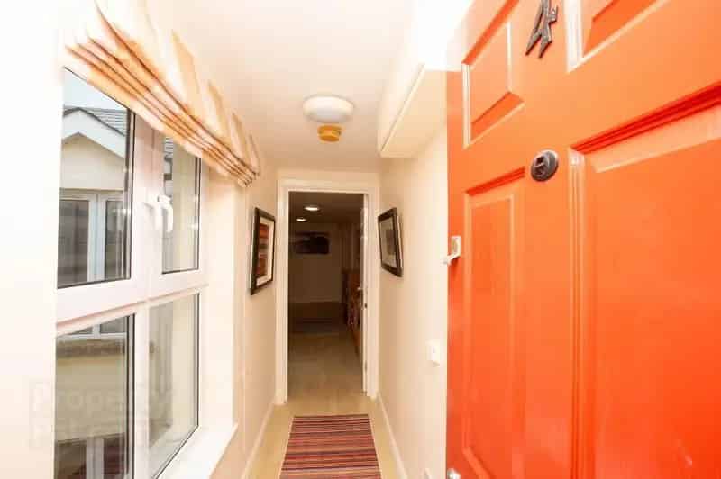 Sea View Apartment Two Bedrooms Harbour Location