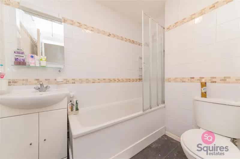 1 Bedroom Flat House to Rent