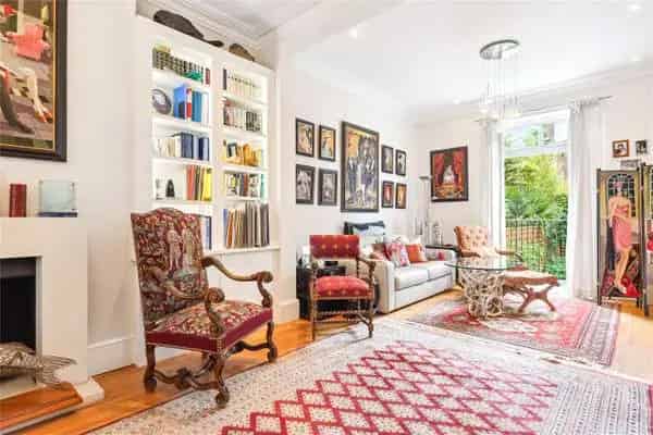 Charming 4-Bedroom Victorian House Near Thames