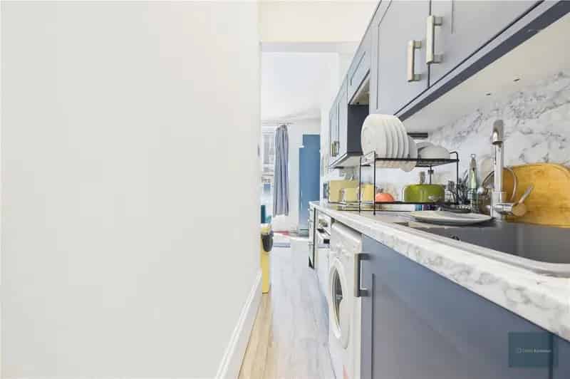 1 Bedroom Apartment Near Amenities