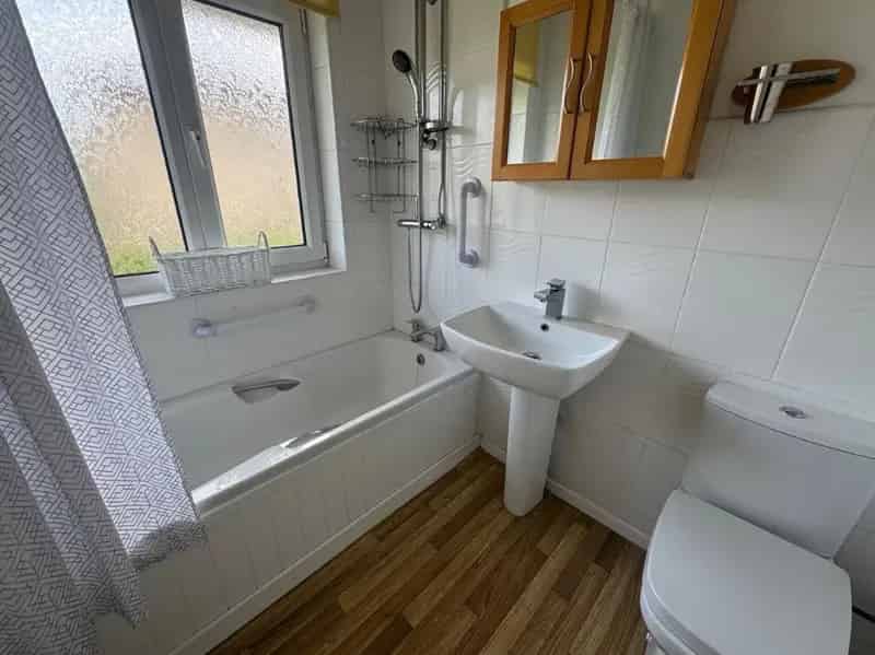 3 Bed Semi Detached House For Sale Nab Wood