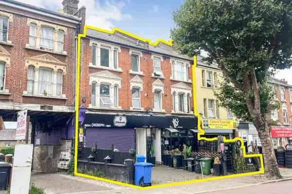 High-Yielding Mixed-Use Investment Property London