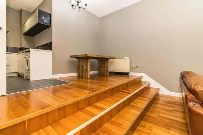 2 Bedroom Furnished Apartment Manchester City Centre Near Piccadilly Station