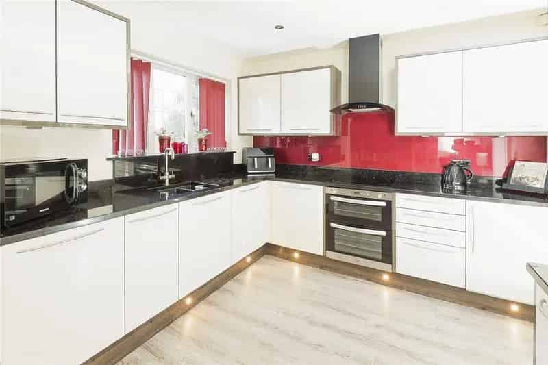 Beautiful Semi Detached House in Castle Bromwich 3 Double Bedrooms