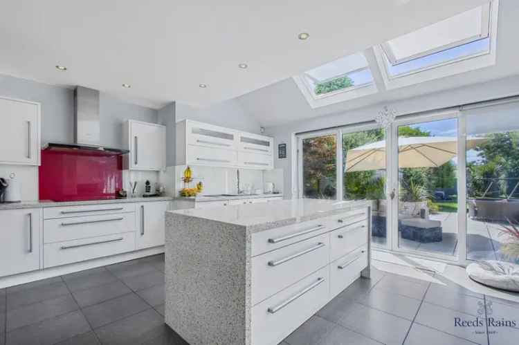 6 Bedroom Detached House Folkestone Kent