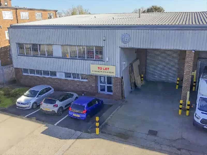 Heathrow Airport Warehouse Units To Let