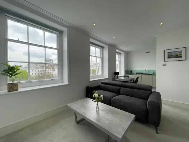 2 Bedroom Apartment for Sale in Brighton