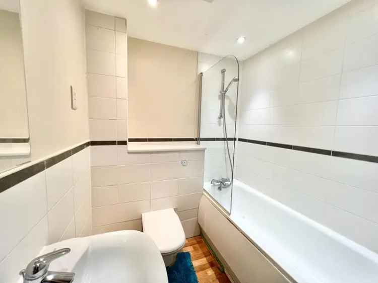 4 Bedroom House Share Ensuite Double Room B15