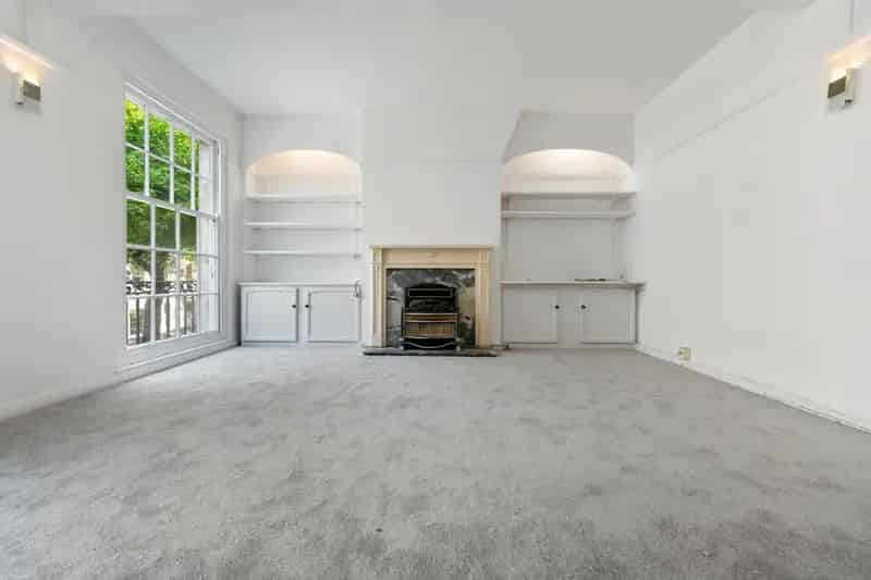 3 Bedroom Flat for Sale