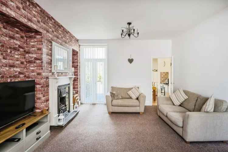 3 Bedroom Semi Detached House Pontwalby Glynneath