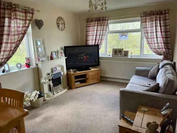 Flat For Rent in Linslade, England