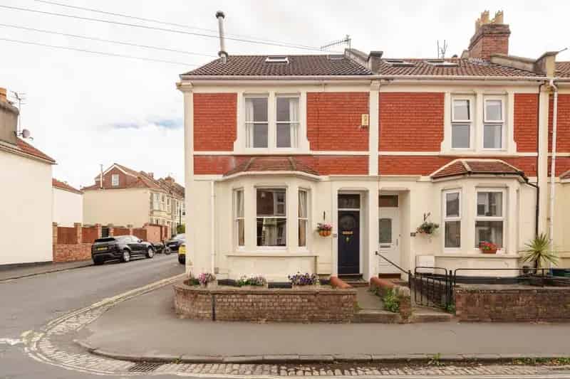 3 Bedroom End of Terrace House for Sale in Westbury Village