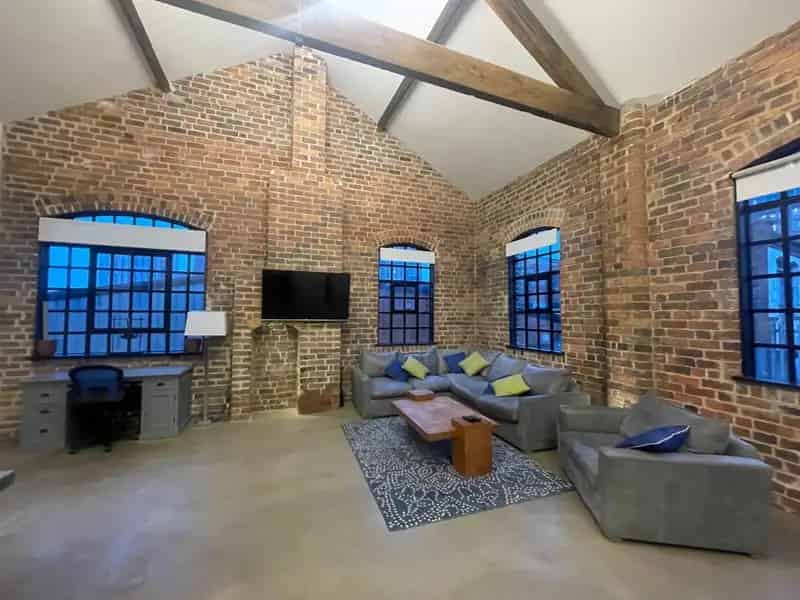 Beautiful City Centre Townhouse Near Hospital University