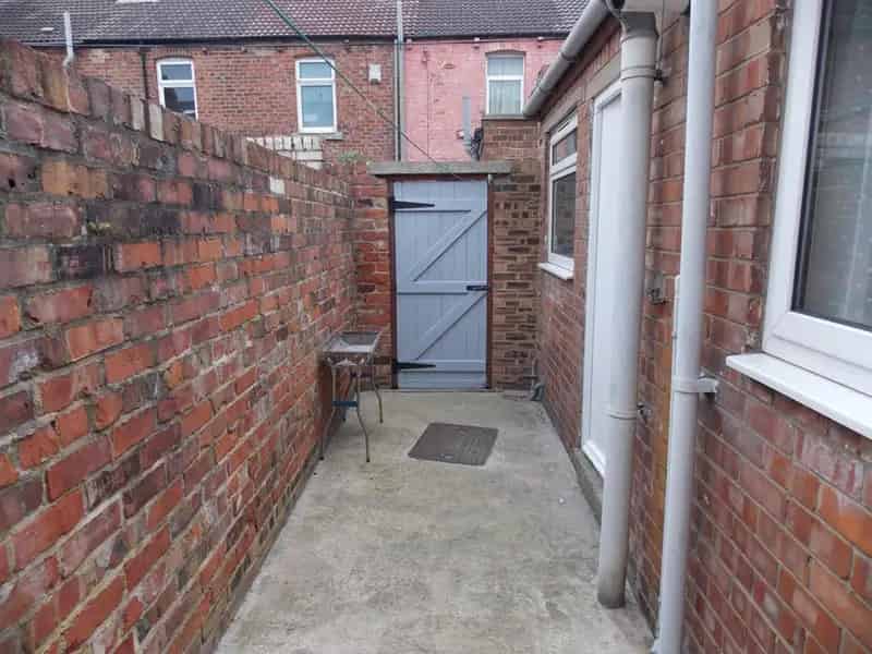 3 bedroom House
 To Let