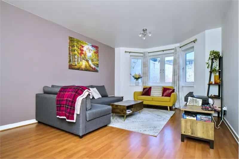 2 Bed Flat Ground Floor Corstorphine Near City Centre