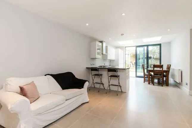 3 Bed House Tooting SW17 Short Let Modern OpenPlan Garden EnSuite