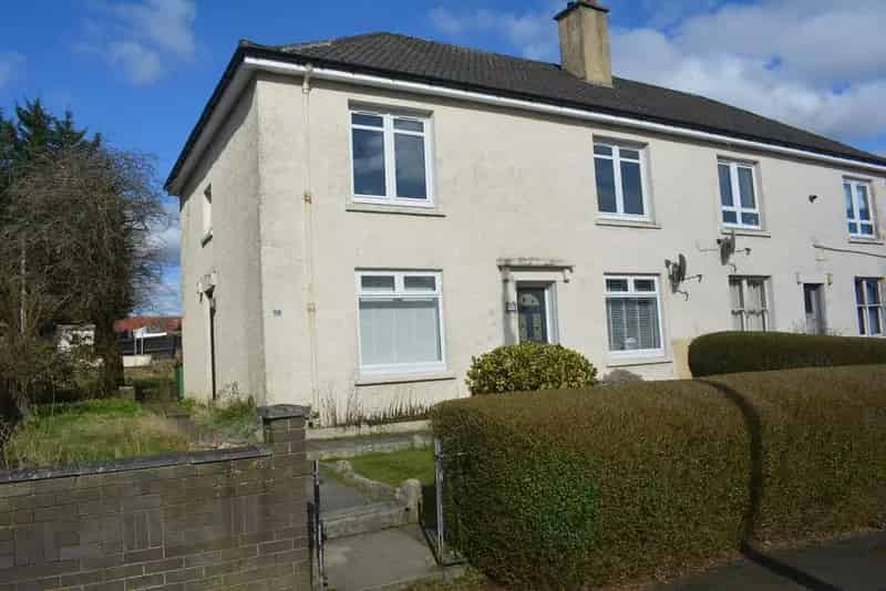 2 Bedroom Flat for Sale Near Anniesland Cross