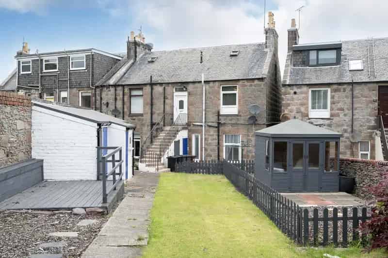 Charming 1-Bedroom Apartment in Aberdeen's Old Torry