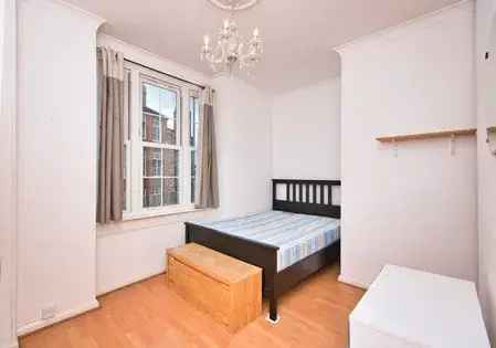 2 Room 67m² Flat in London - Pre-Viewing Reservations Available