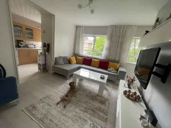 Flat For Rent in London, England