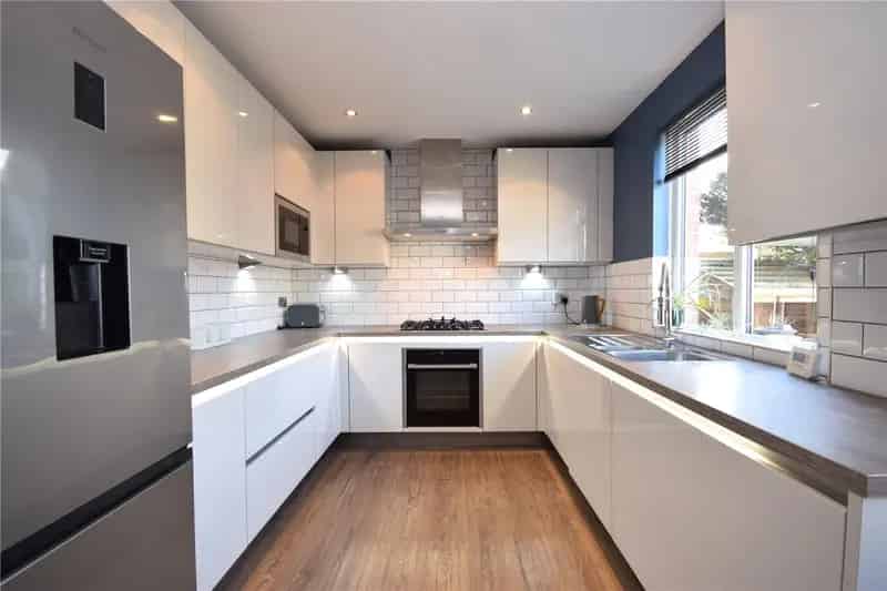 Stunning Townhouse Near New Road Side - First Home or Investment