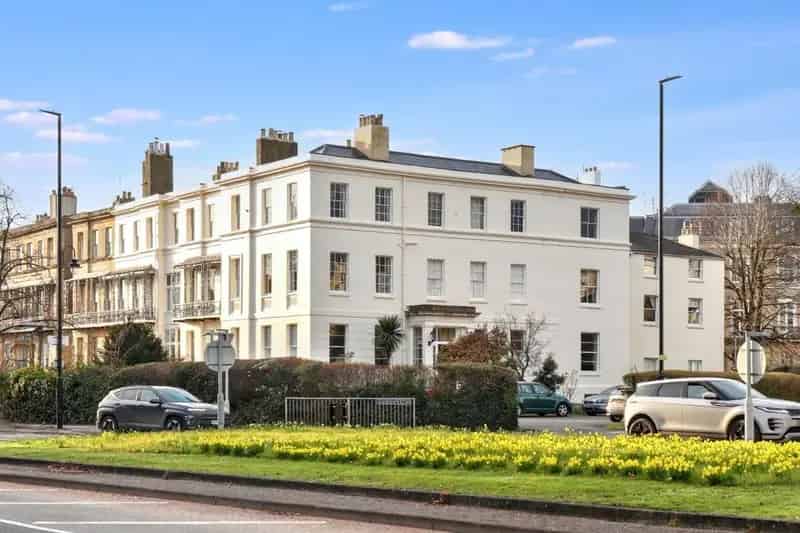 1 Bedroom Flat for Sale