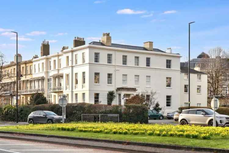 1 Bedroom Apartment for Sale in Cheltenham