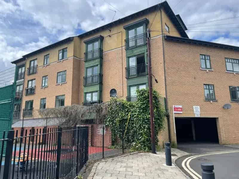 2 Bedroom Flat for Sale in Jesmond Newcastle upon Tyne