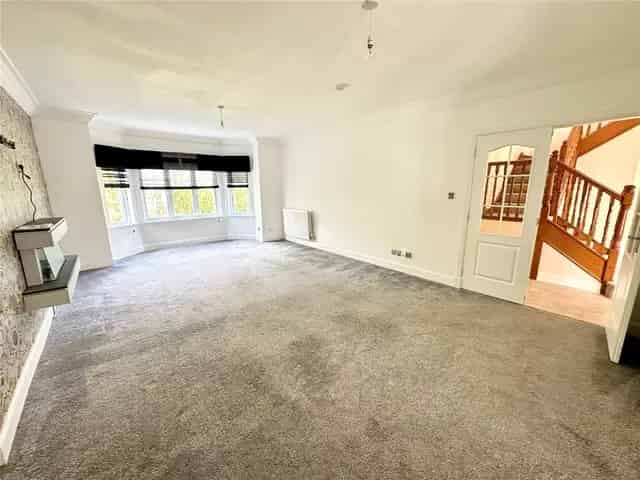 5 Bedroom Detached House for Sale East Kilbride