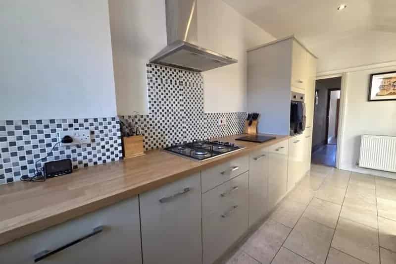Two Bedroom House with Private Garden Zero Deposit Available