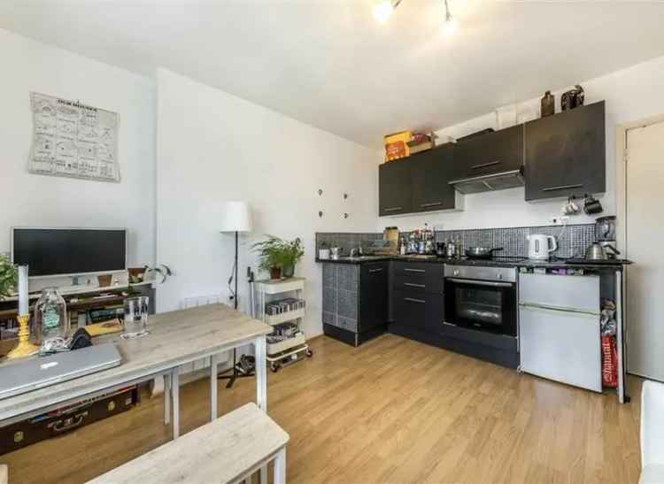One Bedroom Apartment Bethnal Green  Secure Period Building
