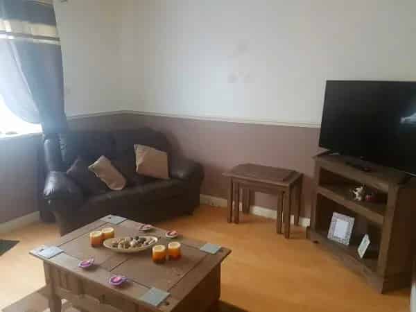 2 Bed House Swap for Bungalow - Private Garden & Driveway