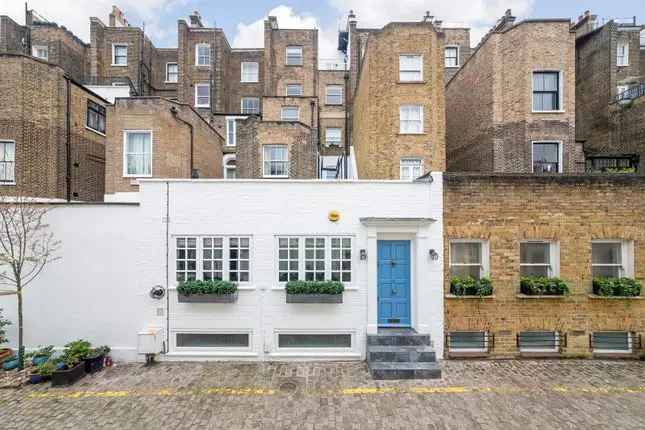 Mews House for Sale in South Kensington