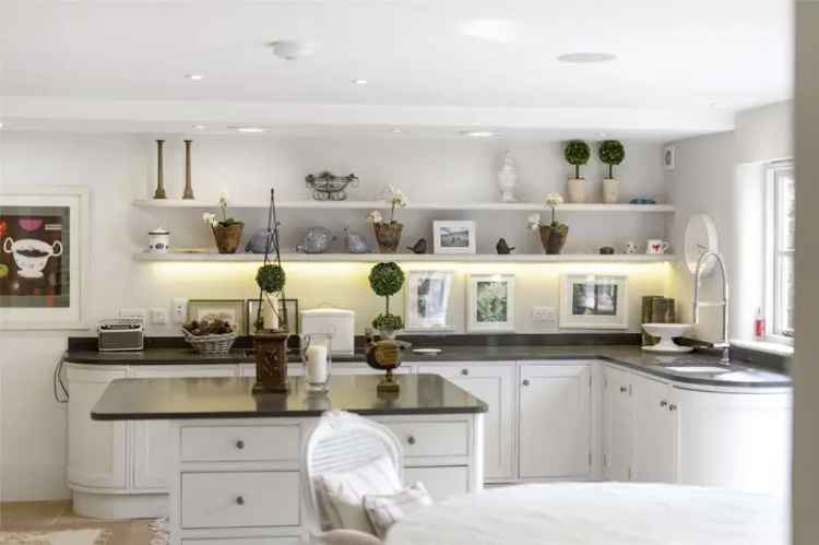 3 Bedroom Cotswold Stone Cottage For Sale