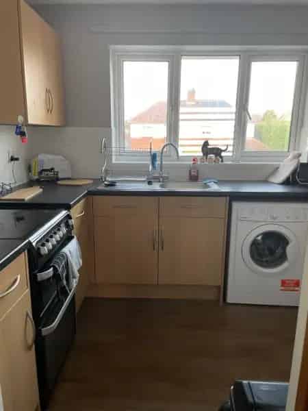 One Bedroom Maisonette Near Hatfield Town Centre