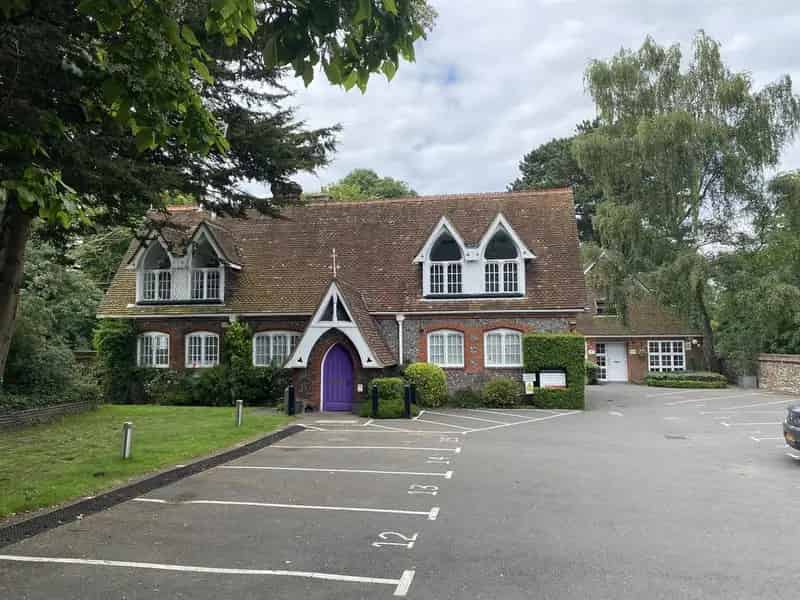 Modern Office Space to Let Kings Langley Excellent Parking M25 Access