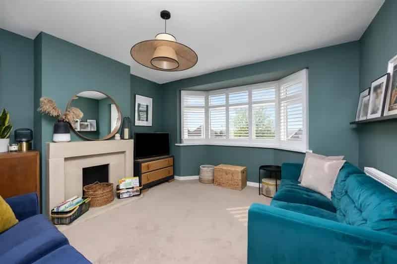 3 Bedroom Semi Detached House South Downs Views