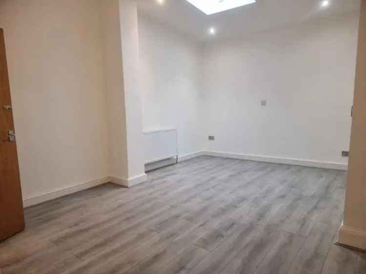 1 bedroom Flat
 To Let