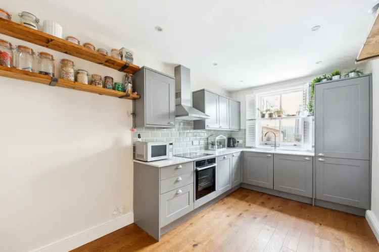 Detached House for sale with 2 bedrooms, Cross Street, London