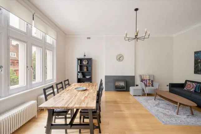 Flat for sale in Palace Court, Bayswater, London W2