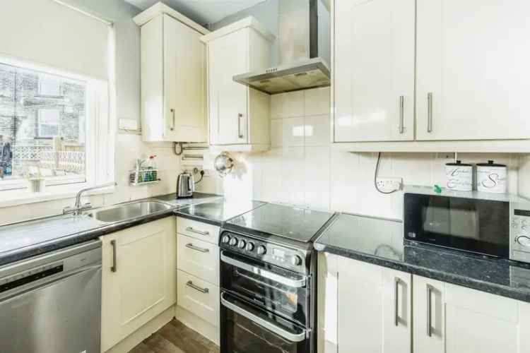 Four Bedroom House Halifax  Family Home Off Street Parking