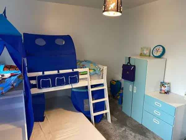 Semi Detached House 2 Double Bedrooms