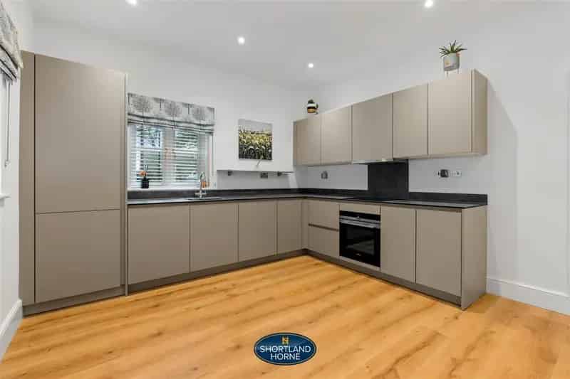 2 Bedroom Bungalow House to Rent