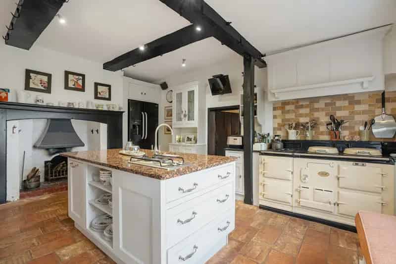 5 Bedroom Detached Georgian House For Sale