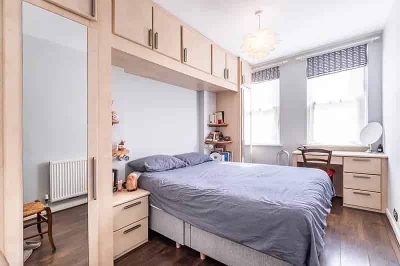 2 Bedroom Flat for Sale Ockendon Road