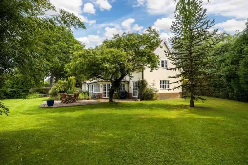 4 Bedroom Detached House Great Hockham Thetford