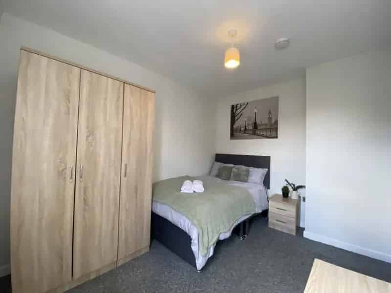 1 Bedroom House of Multiple Occupation To Rent