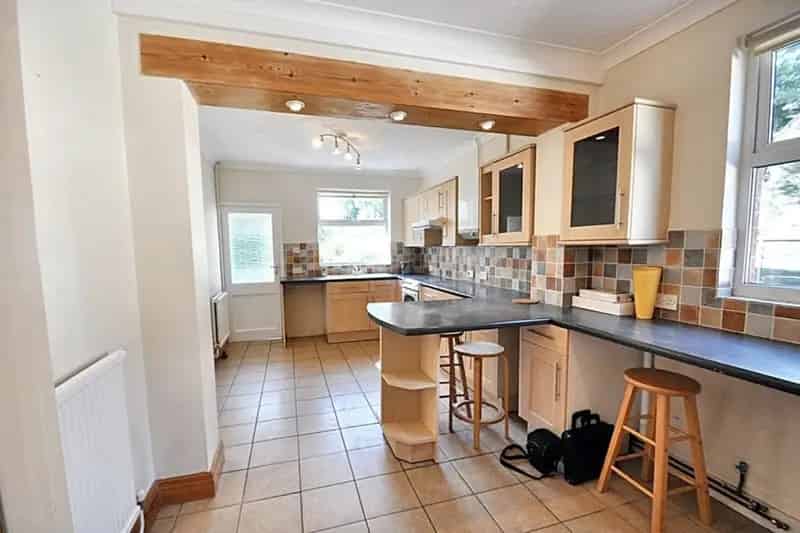 4 bedroom House
 To Rent