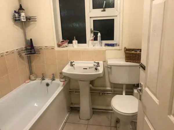 House For Rent in Dover, England