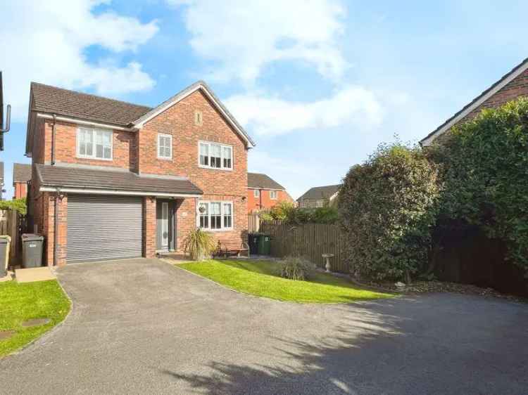 4 Bedroom Detached House for Sale in Darcy Lever
